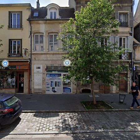 Grand T1 Au Calme - Dijon Centreアパートメント エクステリア 写真